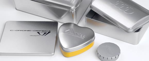 Dekorative Premiumverpackungen aus Metall in verschiedenen Formen, Ausfhrungen, Formaten und mit speziellen Veredlungsverfahren ist fuer rs-technik Standard.